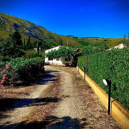 Lovely Cottage Castellammare del Golfo Esterno foto